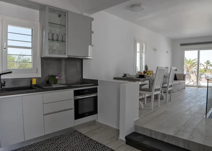 View 4 * Santa Maria (Paros)